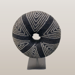 Tikar-ring - perler i s�lv og sort