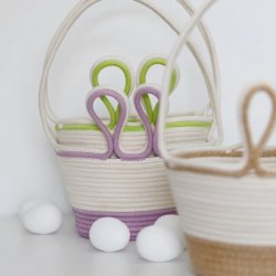 P�skeharekurv med gr�nne detaljer