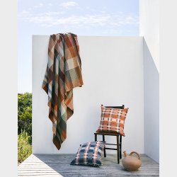 Pledd - Vrou-Vrou Cedarwood